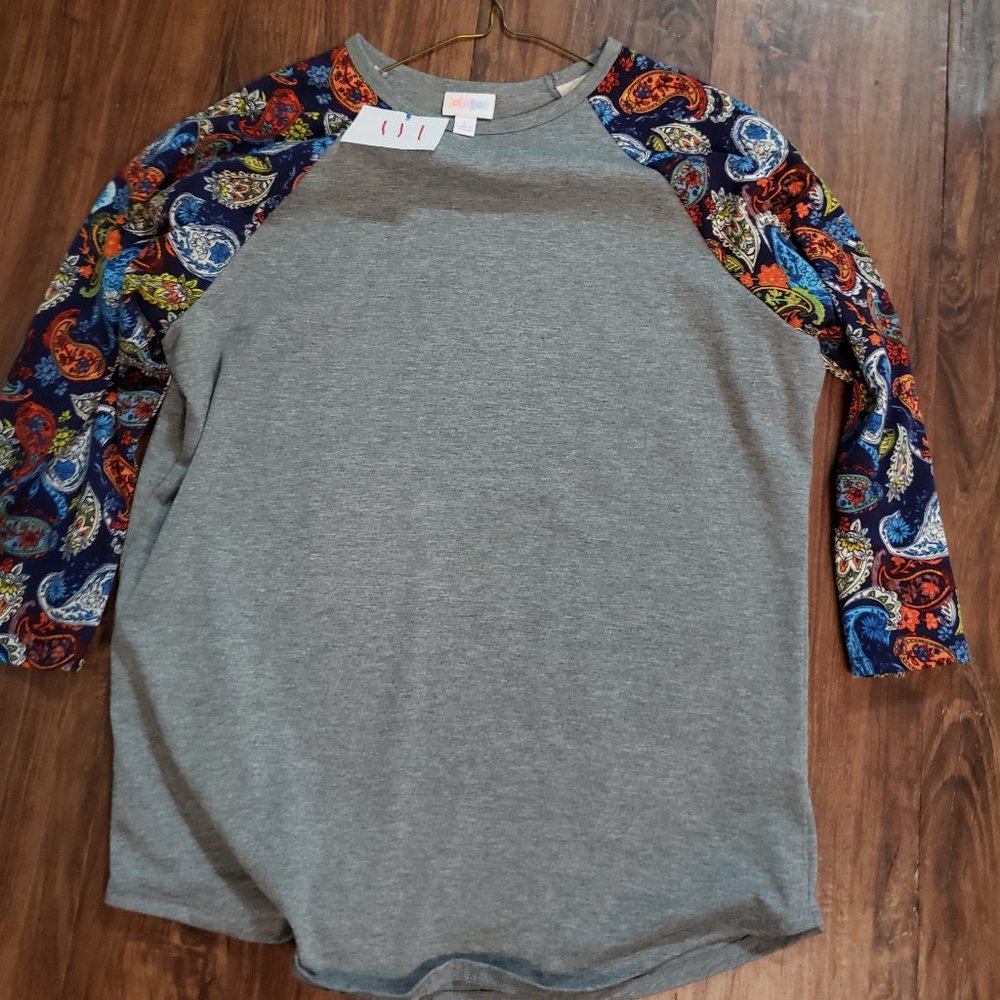 LulaRoe - Randy T - Large - Grey with Paisley